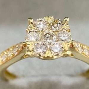 ILLUSION RING with 0.50 carat natural diamonds