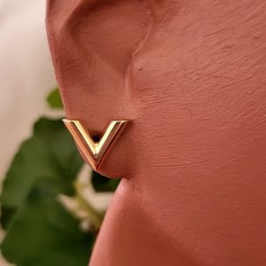 V Stud Earrings